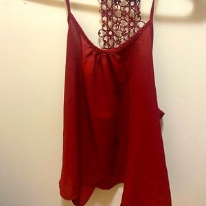 Women’s burgundy tank